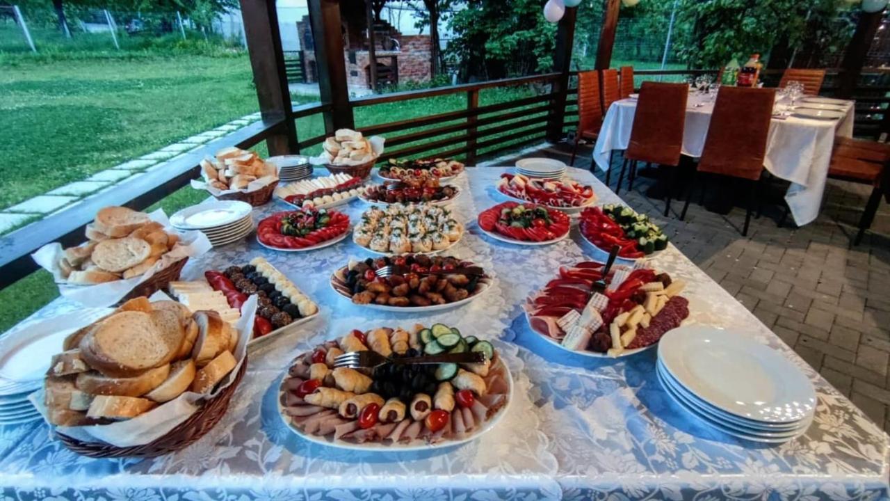Pensiunea Casa Hortopan Târgu Jiu Dış mekan fotoğraf