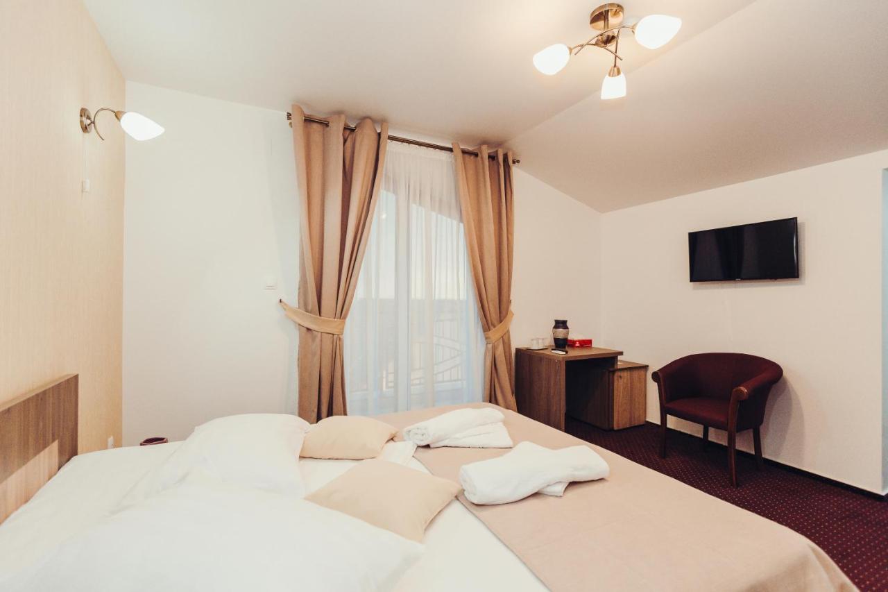 Pensiunea Casa Hortopan Târgu Jiu Dış mekan fotoğraf