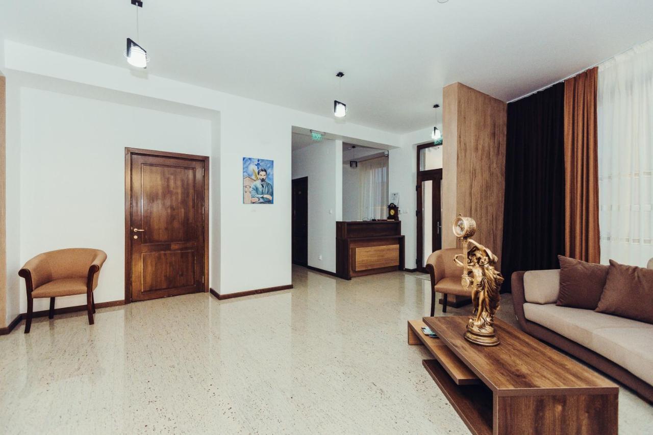 Pensiunea Casa Hortopan Târgu Jiu Dış mekan fotoğraf